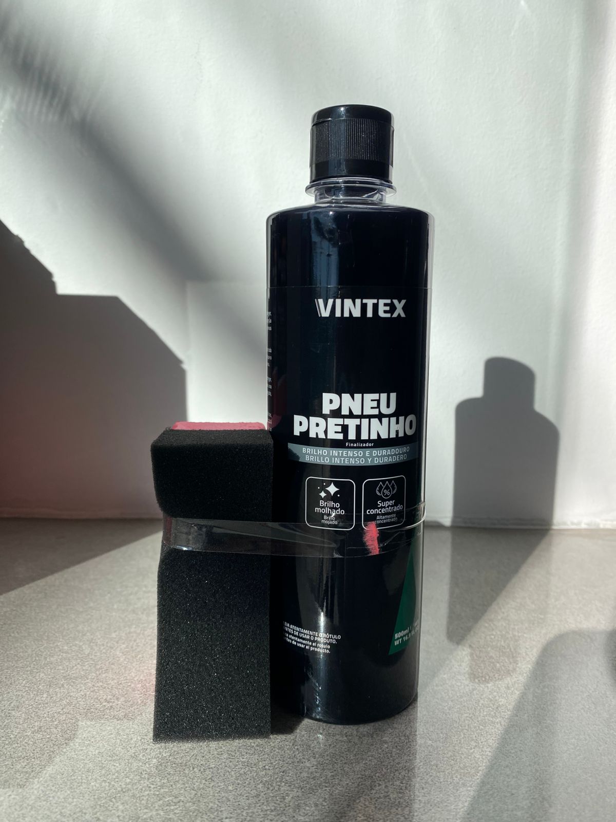 PNEU PRETINHO 500ml + APLICADOR